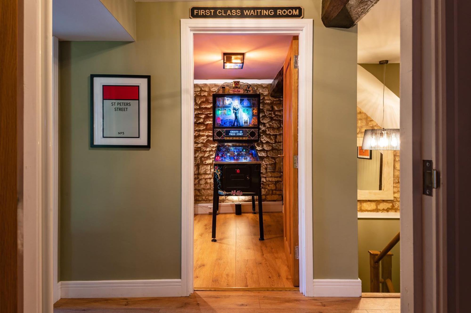 Stylish Central 6 Bedroom Converted Granary Stamford Exterior foto
